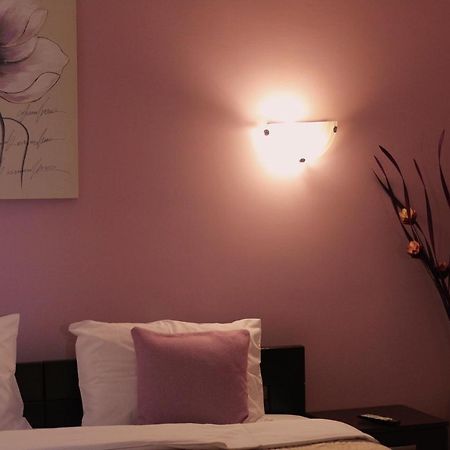 Apartments Paradisos Kragujevac Dış mekan fotoğraf