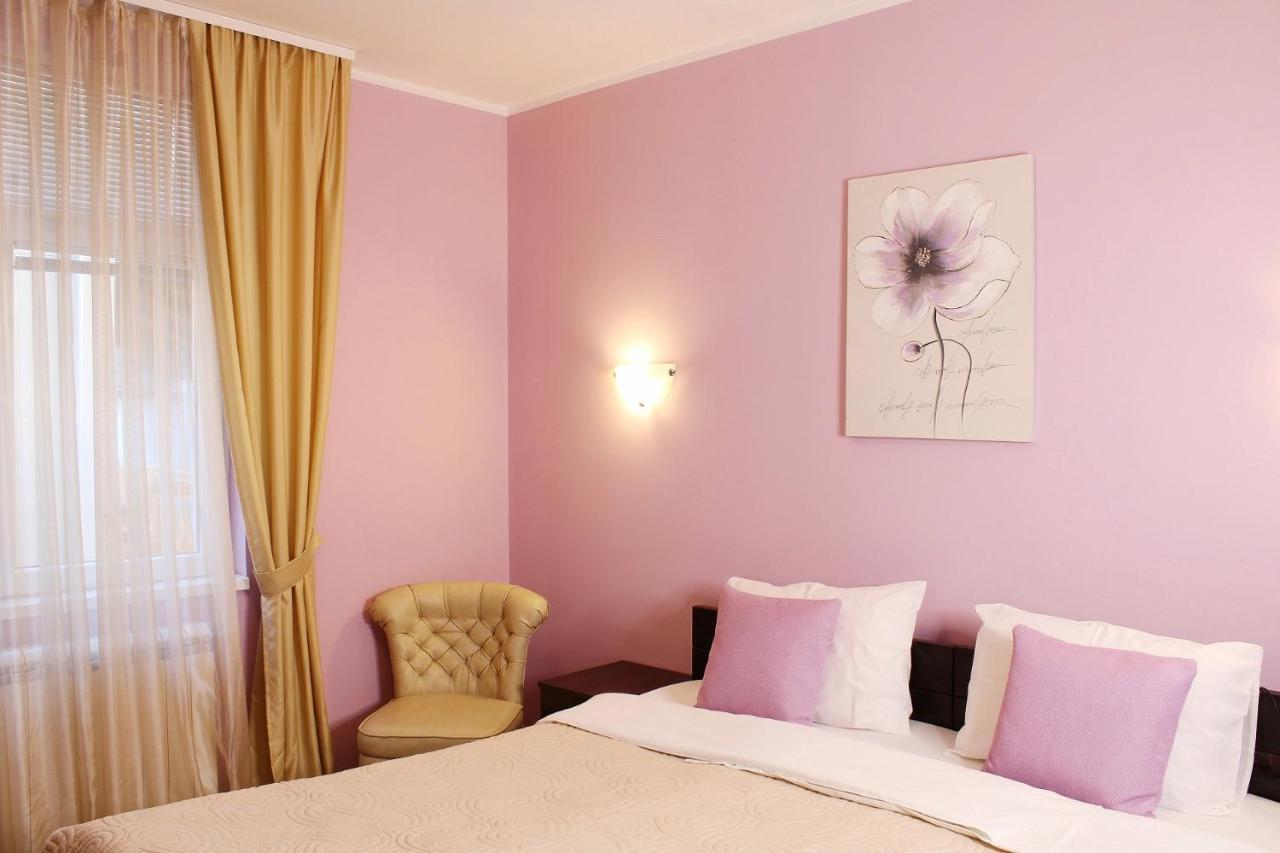 Apartments Paradisos Kragujevac Dış mekan fotoğraf
